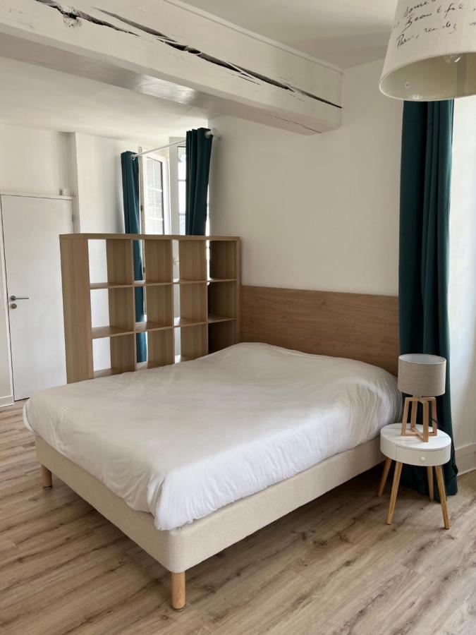 Appart'Hotel La Suze Sur Sarthe エクステリア 写真